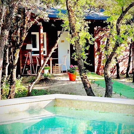 Casa Rural De Rafael Cabanas De Madera Venturada Exterior photo